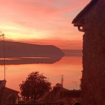 La Torretta Del Lago Villa Anguillara Sabazia Kültér fotó