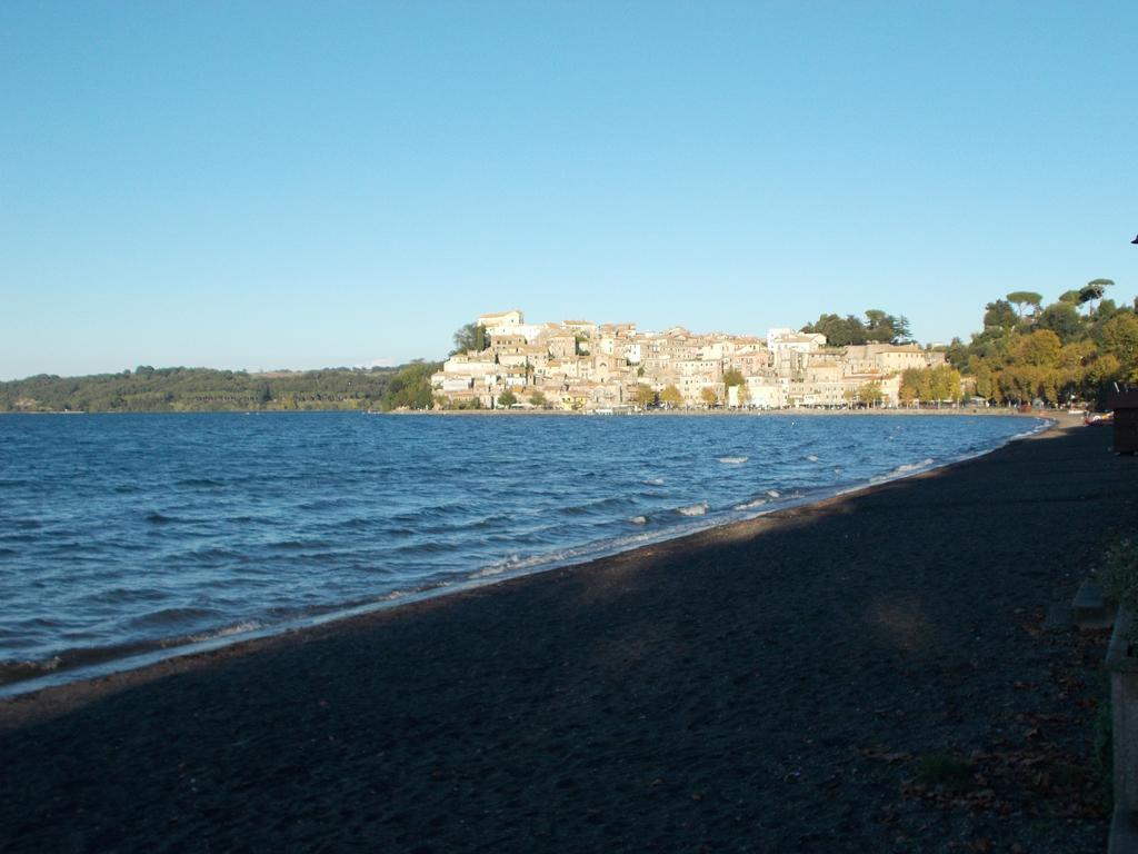 La Torretta Del Lago Anguillara Sabazia Kültér fotó