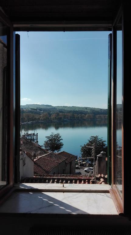 La Torretta Del Lago Villa Anguillara Sabazia Kültér fotó